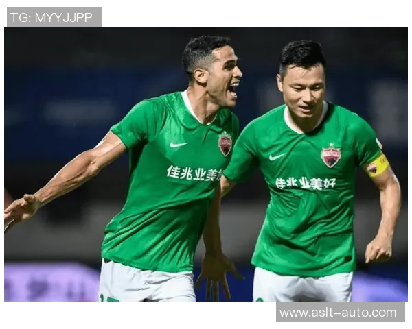 南京足球队在奥运会积分榜上以73分稳居第一名展现强大实力